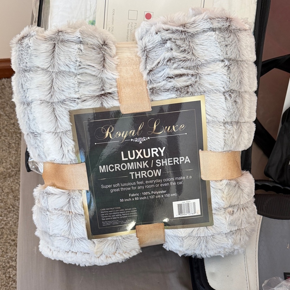 Royal Luxury Gray Micromink Sherpa Throw NWT